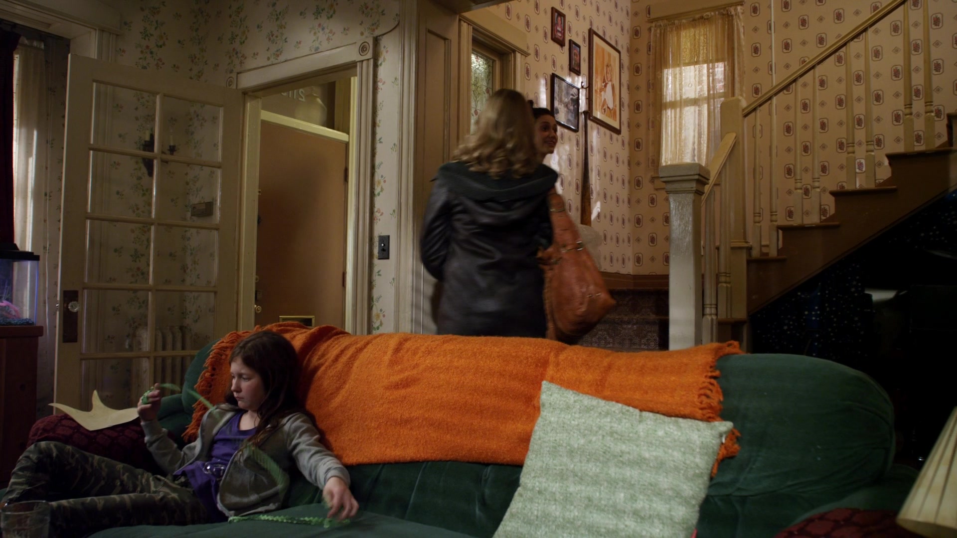 Shameless_US_S01E11_1080p_ERW_004258.jpg