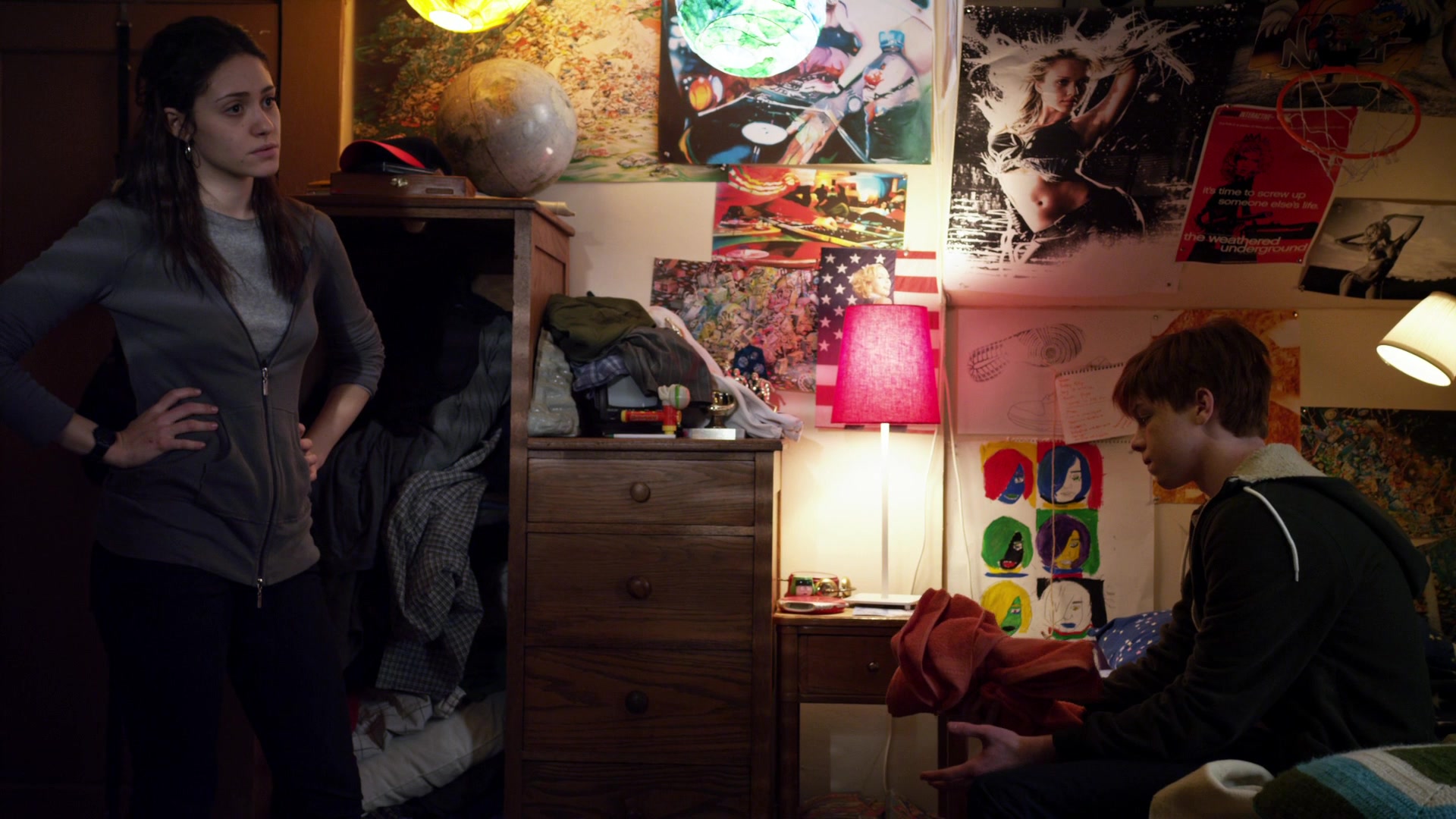 Shameless_US_S01E12_1080p_ERW_002301.jpg