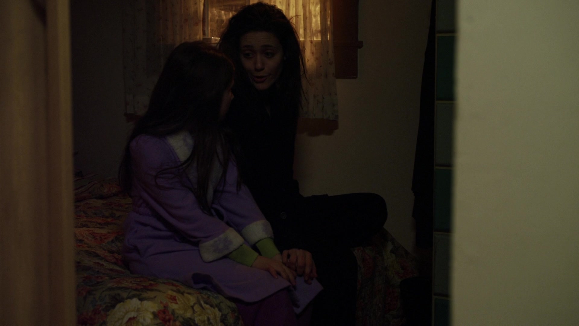 Shameless_US_S01E12_1080p_ERW_004278.jpg
