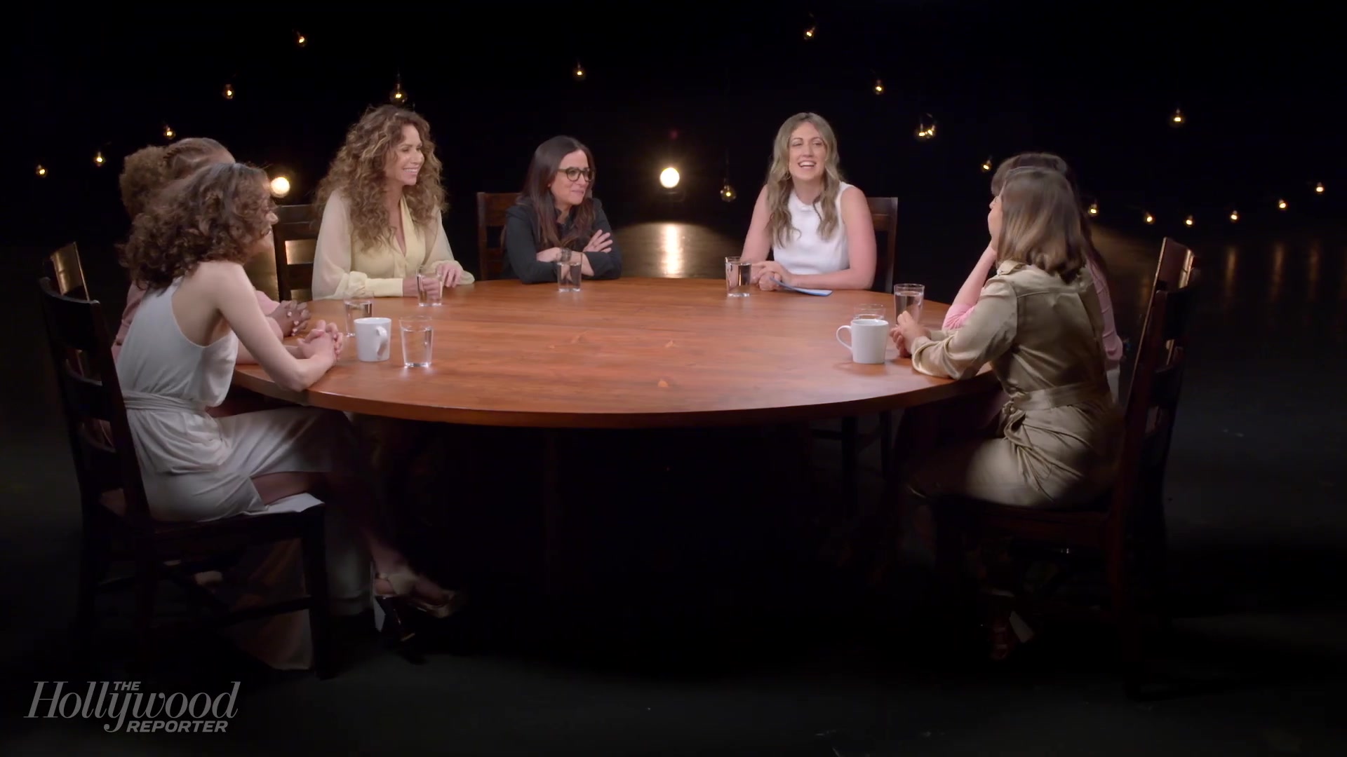 emmyrossumweb_comedyactressroundtable_hollywoodreporter17_000068.jpg