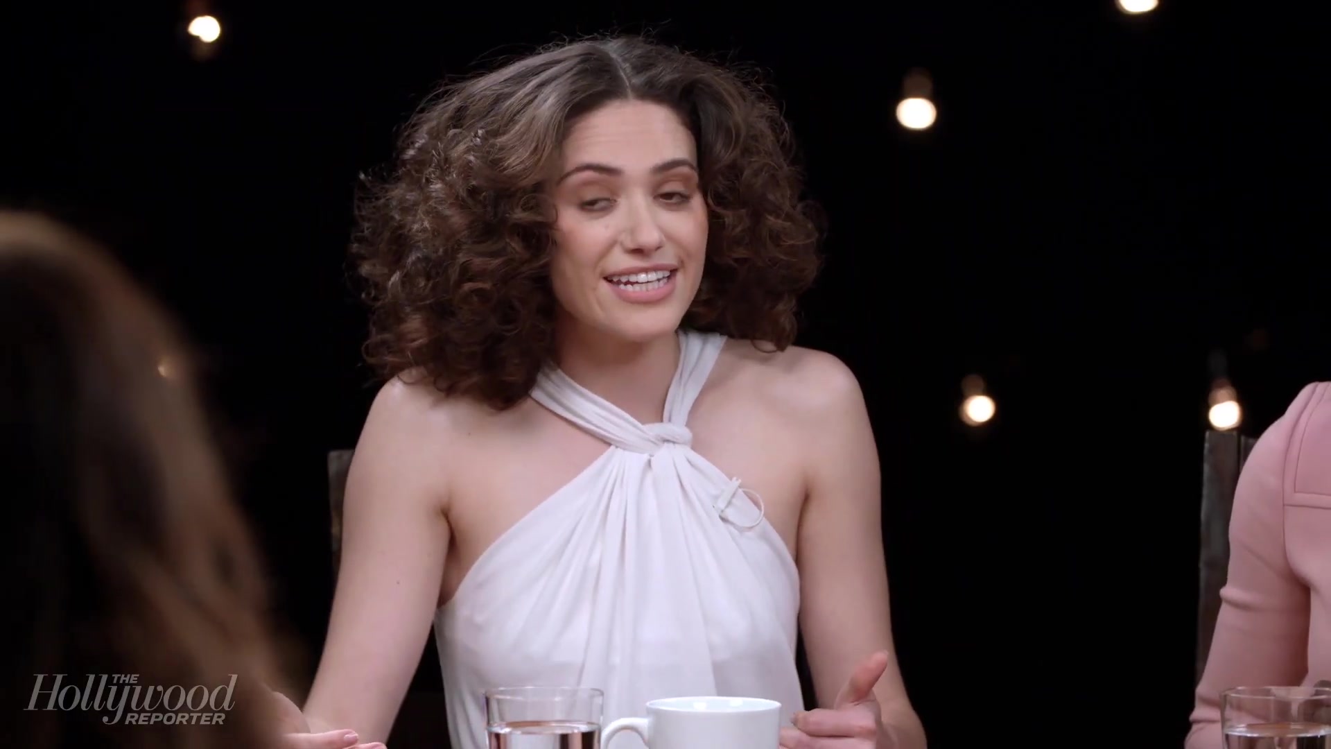 emmyrossumweb_comedyactressroundtable_hollywoodreporter17_000260.jpg