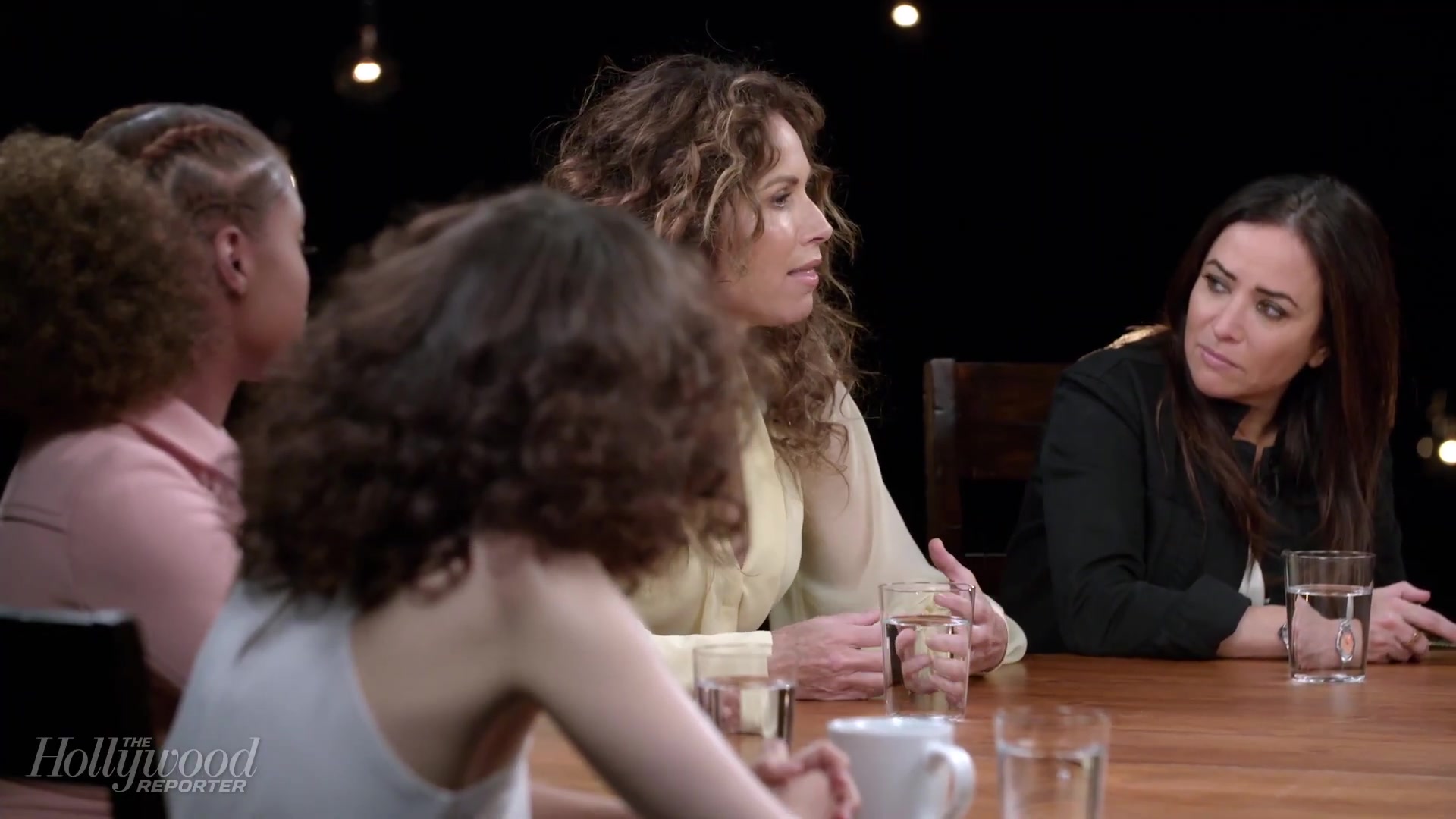 emmyrossumweb_comedyactressroundtable_hollywoodreporter17_000380.jpg