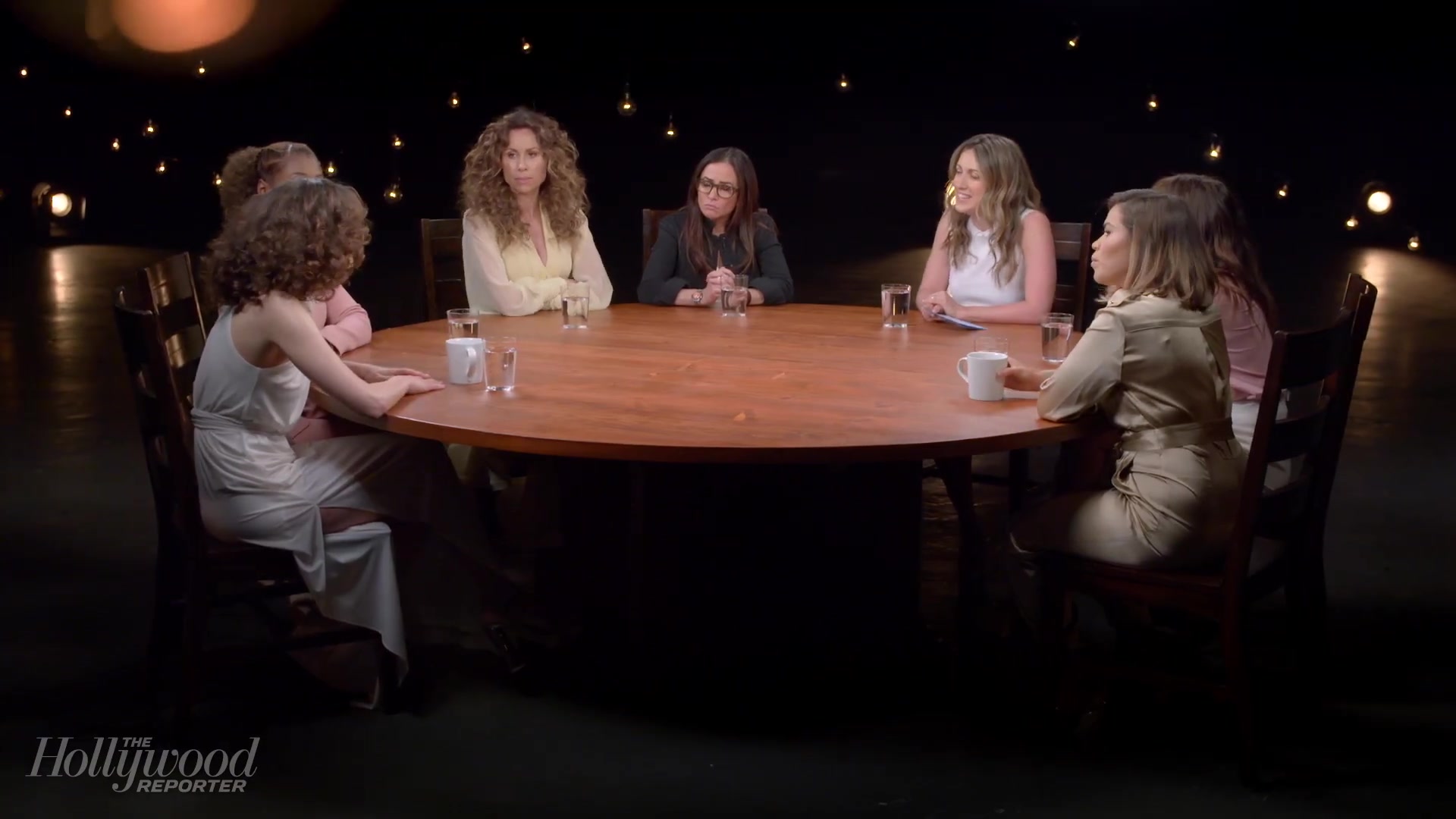emmyrossumweb_comedyactressroundtable_hollywoodreporter17_000562.jpg