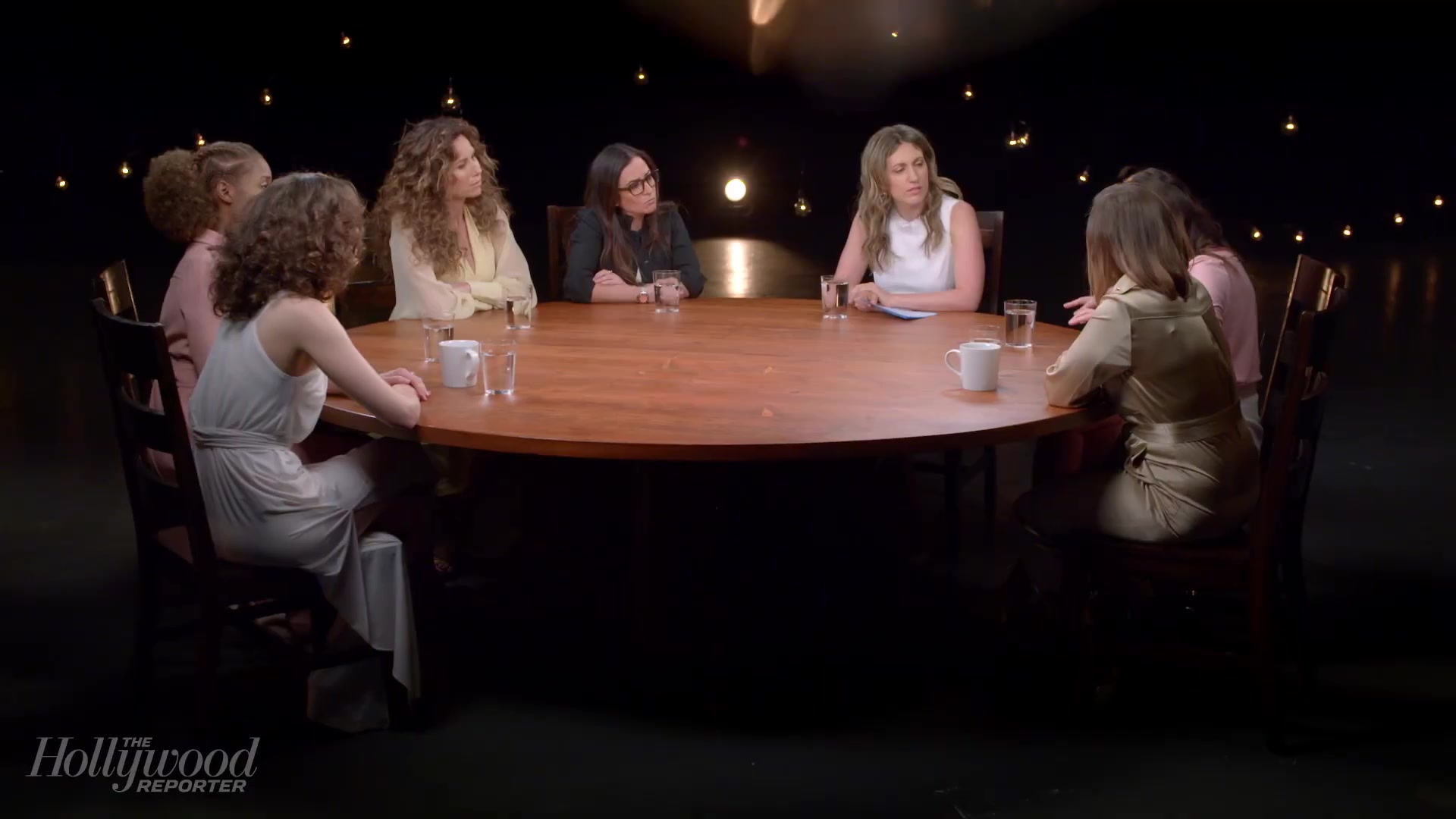 emmyrossumweb_comedyactressroundtable_hollywoodreporter17_000834.jpg
