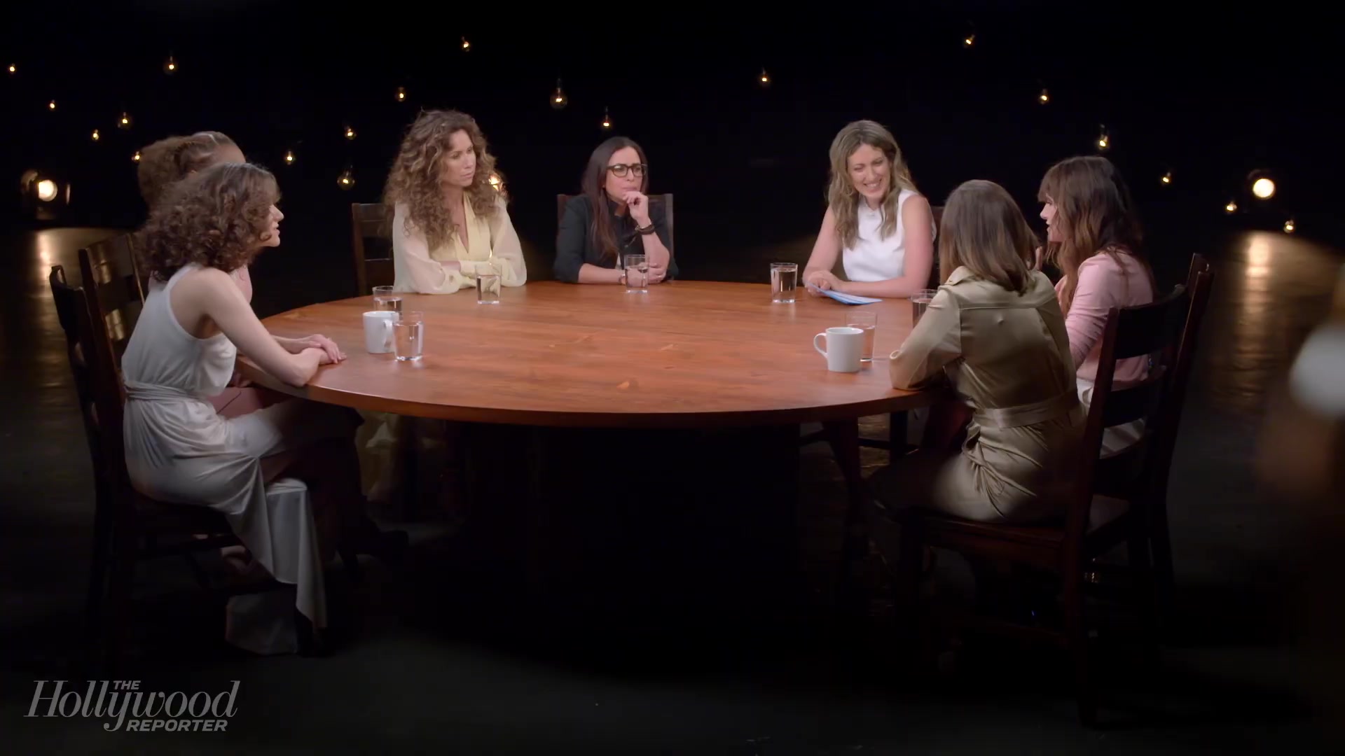 emmyrossumweb_comedyactressroundtable_hollywoodreporter17_000856.jpg