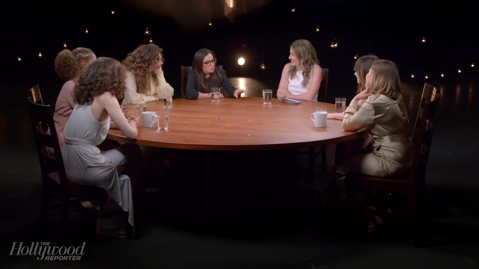 emmyrossumweb_comedyactressroundtable_hollywoodreporter17_001194.jpg emmyrossumweb_comedyactressroundtable_hollywoodreporter17_001194.jpg