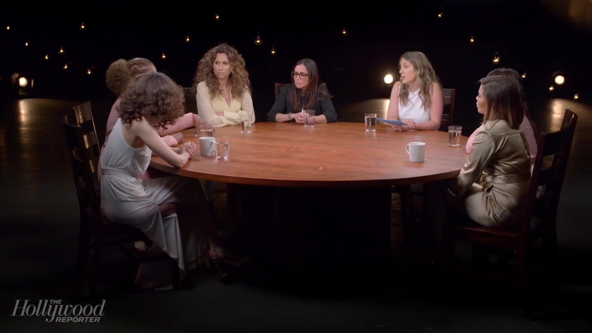 emmyrossumweb_comedyactressroundtable_hollywoodreporter17_001342.jpg