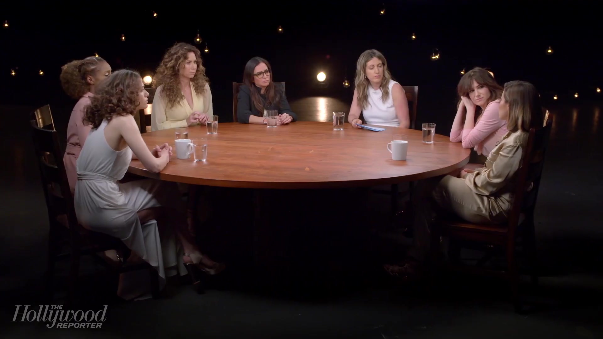 emmyrossumweb_comedyactressroundtable_hollywoodreporter17_001446.jpg