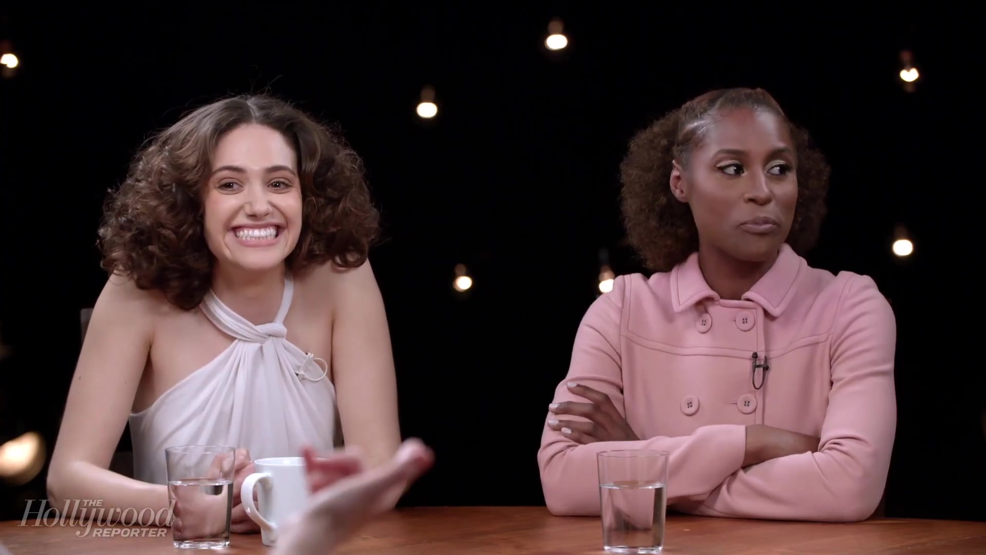 emmyrossumweb_comedyactressroundtable_hollywoodreporter17_001705.jpg