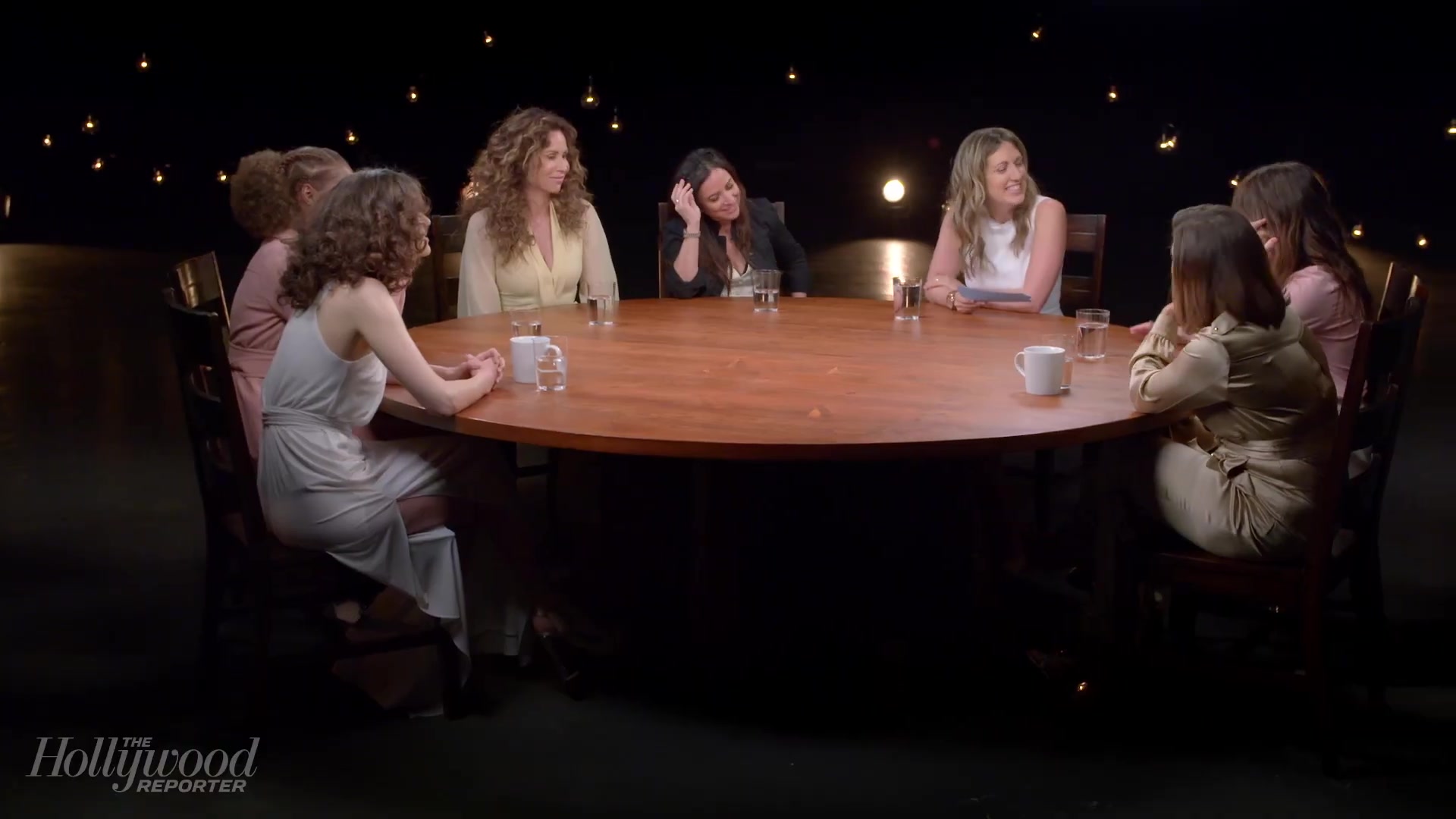 emmyrossumweb_comedyactressroundtable_hollywoodreporter17_001813.jpg