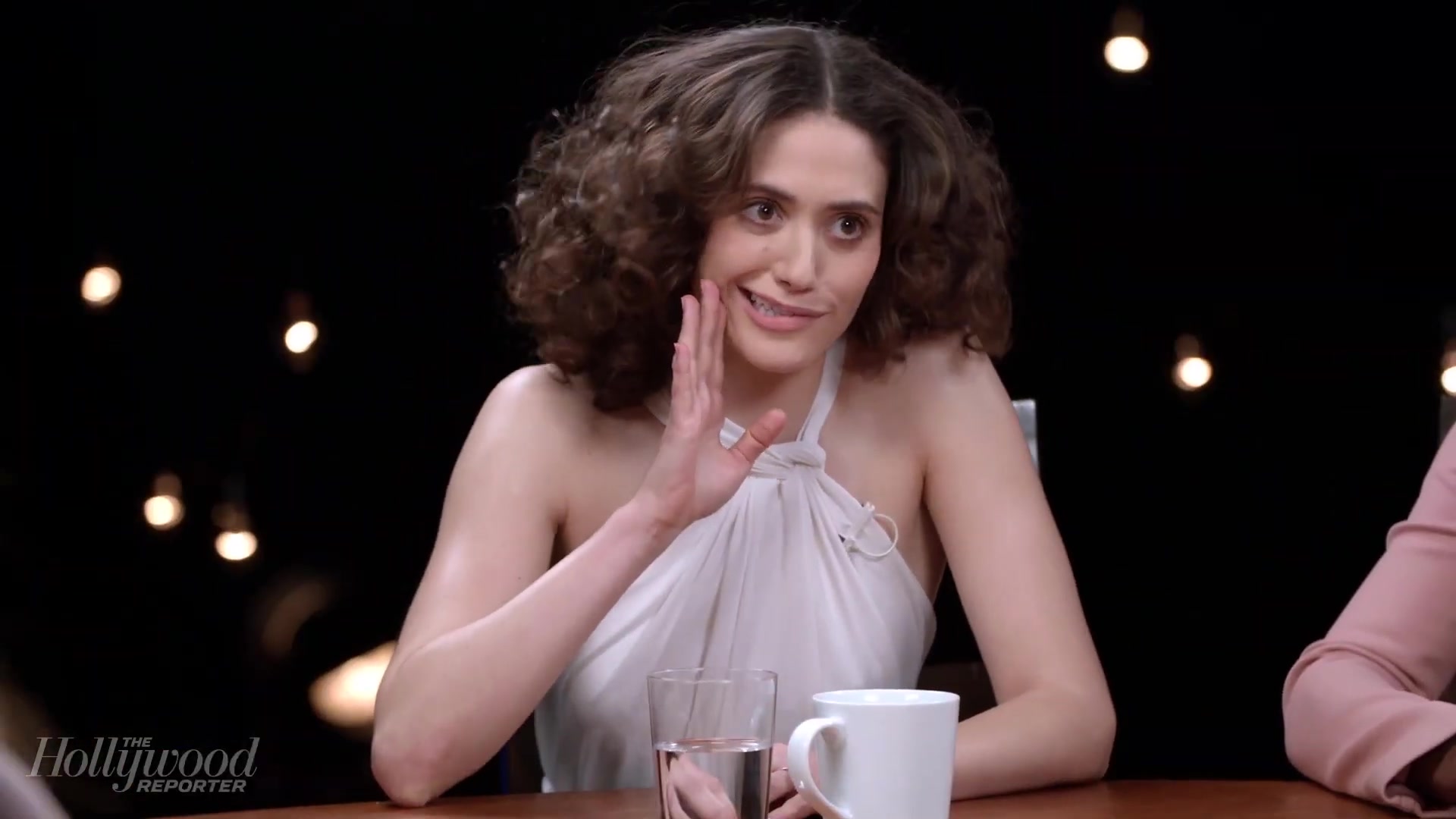 emmyrossumweb_comedyactressroundtable_hollywoodreporter17_002017.jpg emmyrossumweb_comedyactressroundtable_hollywoodreporter17_002017.jpg