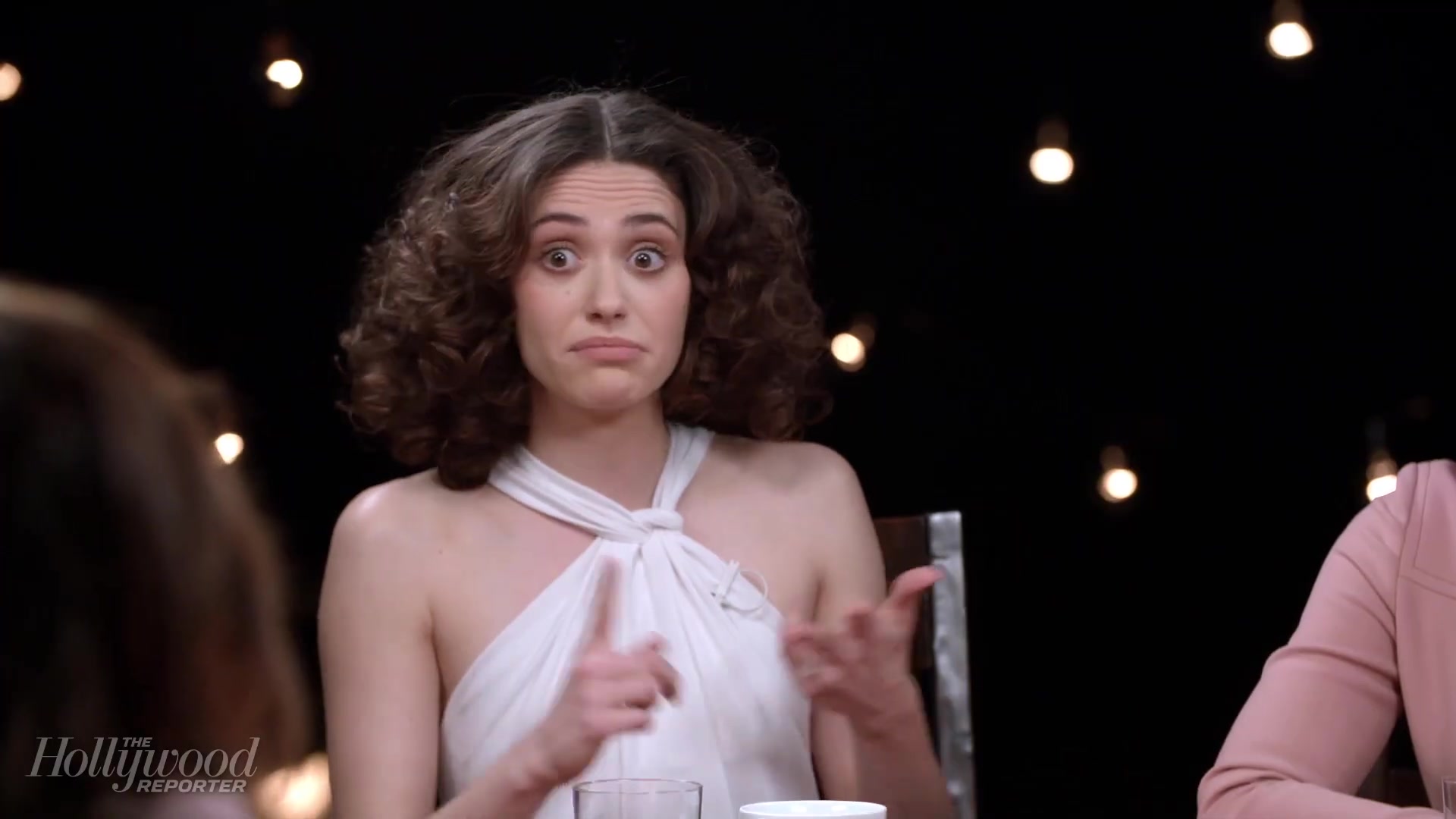 emmyrossumweb_comedyactressroundtable_hollywoodreporter17_002078.jpg