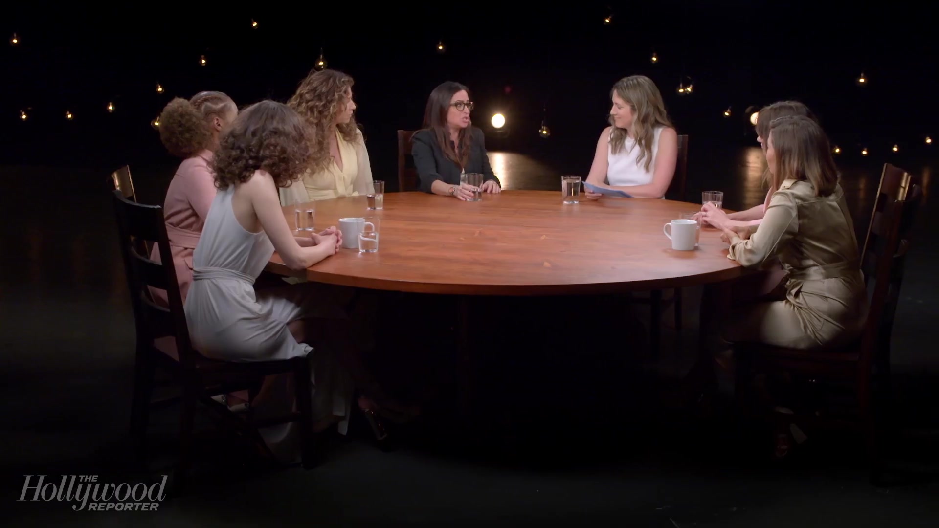 emmyrossumweb_comedyactressroundtable_hollywoodreporter17_002499.jpg