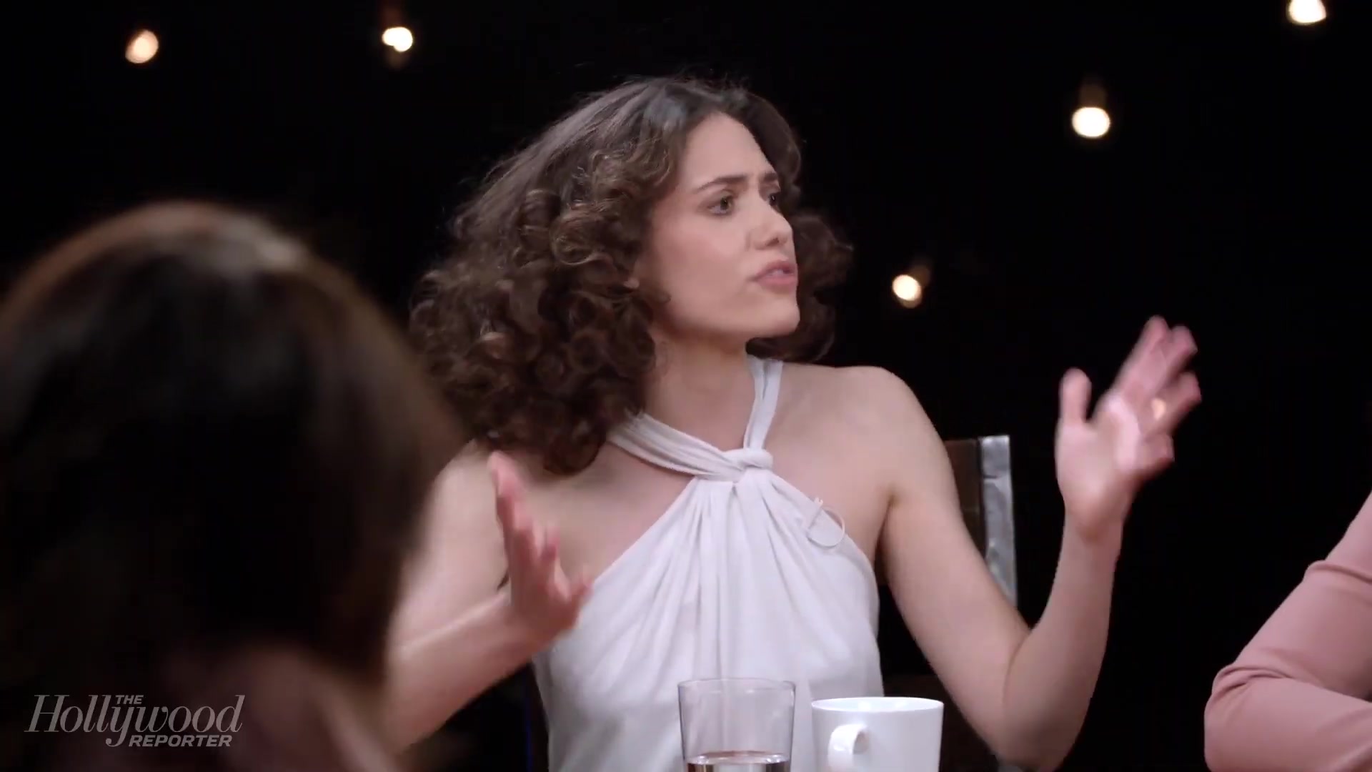 emmyrossumweb_comedyactressroundtable_hollywoodreporter17_002544.jpg
