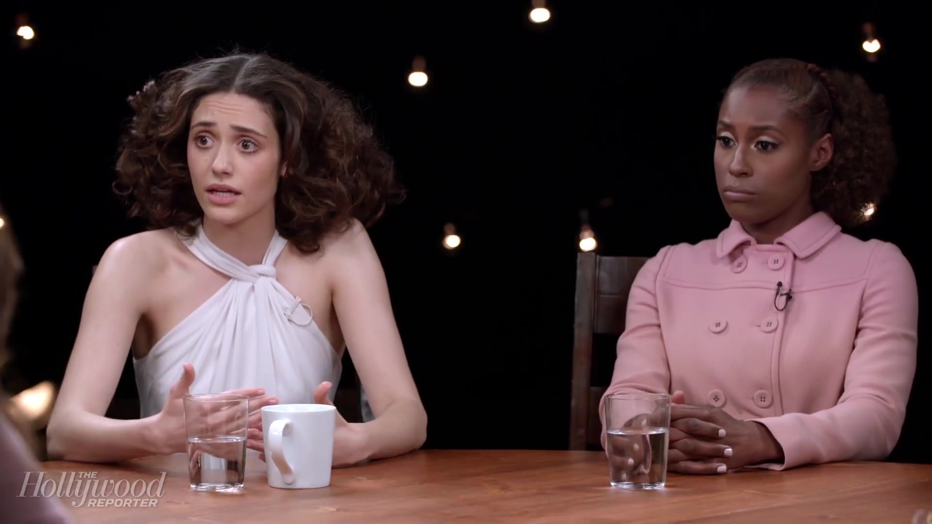 emmyrossumweb_comedyactressroundtable_hollywoodreporter17_002830.jpg
