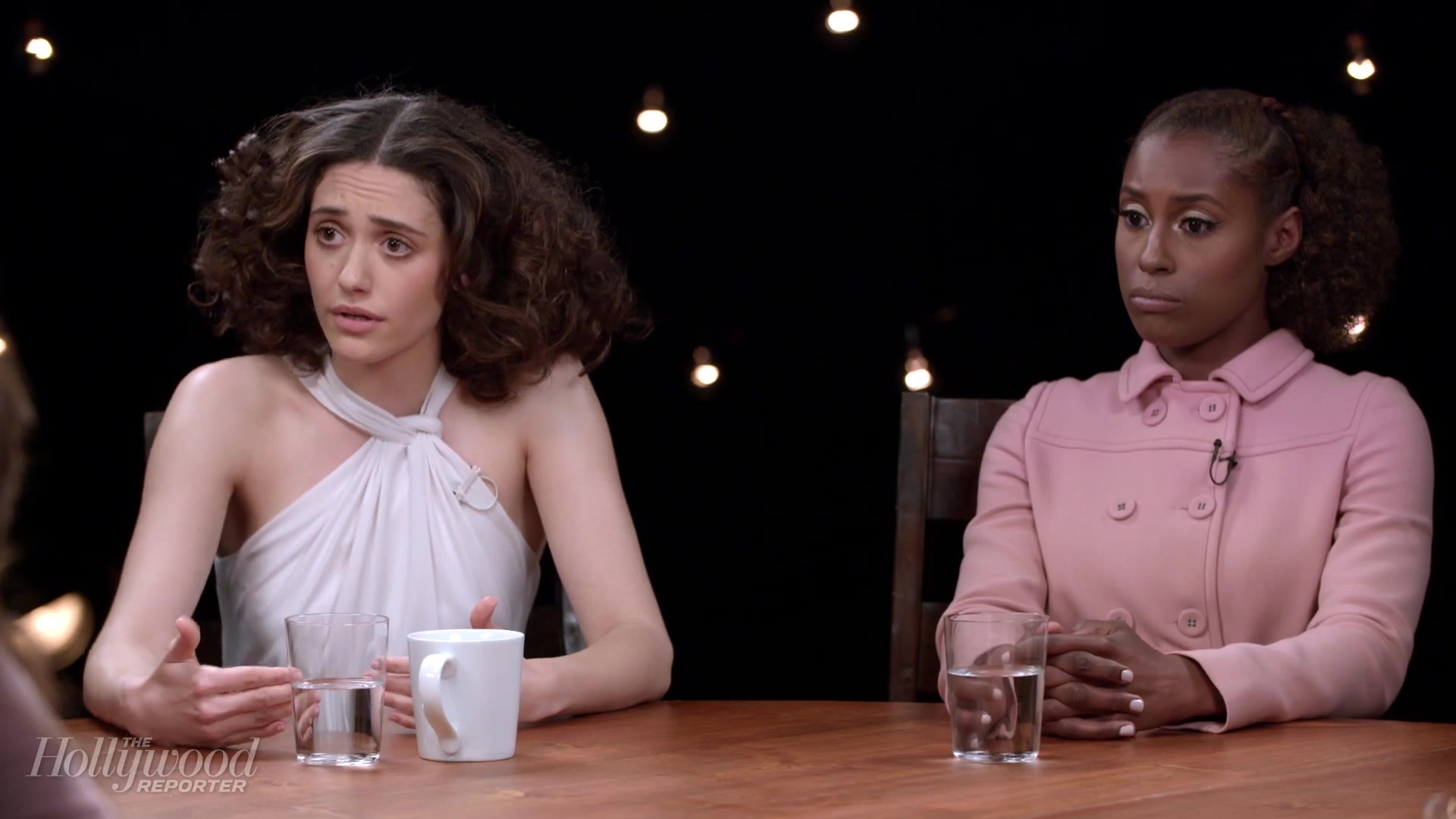 emmyrossumweb_comedyactressroundtable_hollywoodreporter17_002831.jpg
