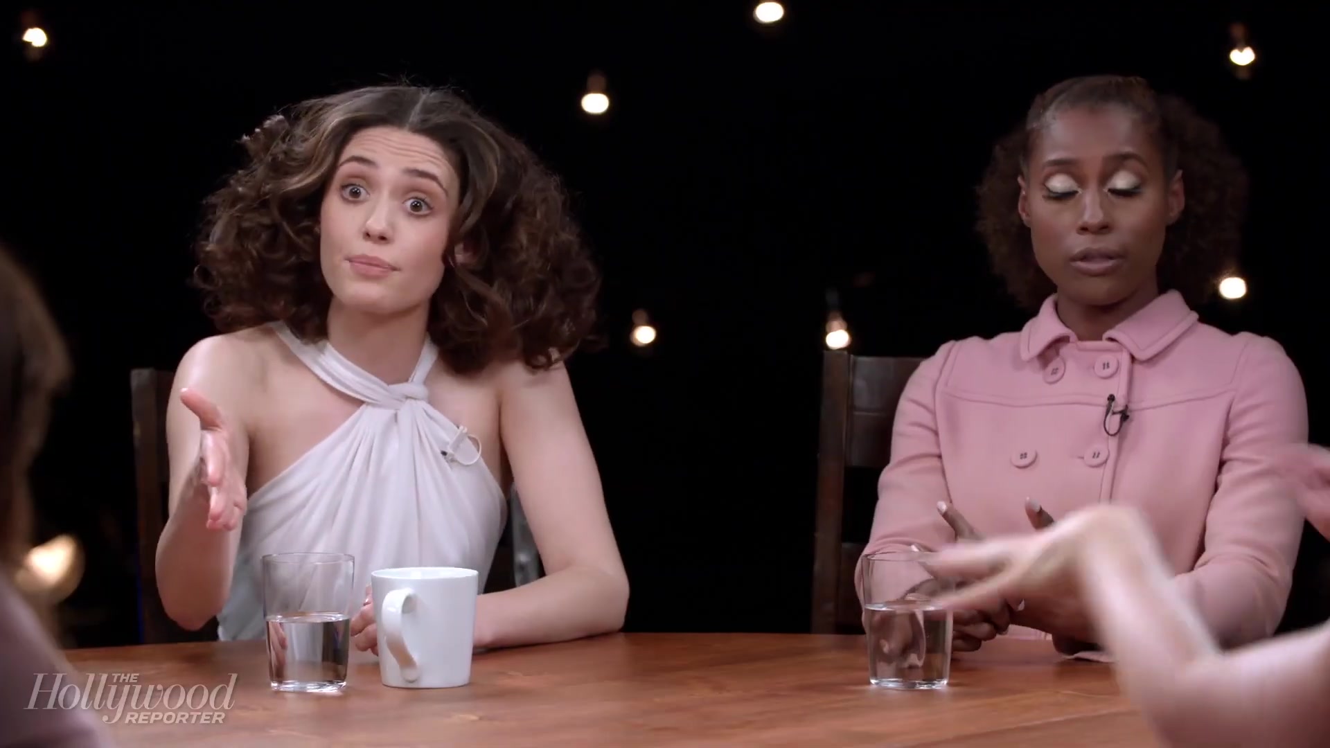 emmyrossumweb_comedyactressroundtable_hollywoodreporter17_002838.jpg