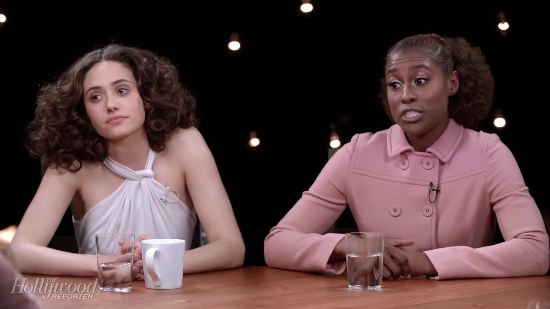 emmyrossumweb_comedyactressroundtable_hollywoodreporter17_002883.jpg