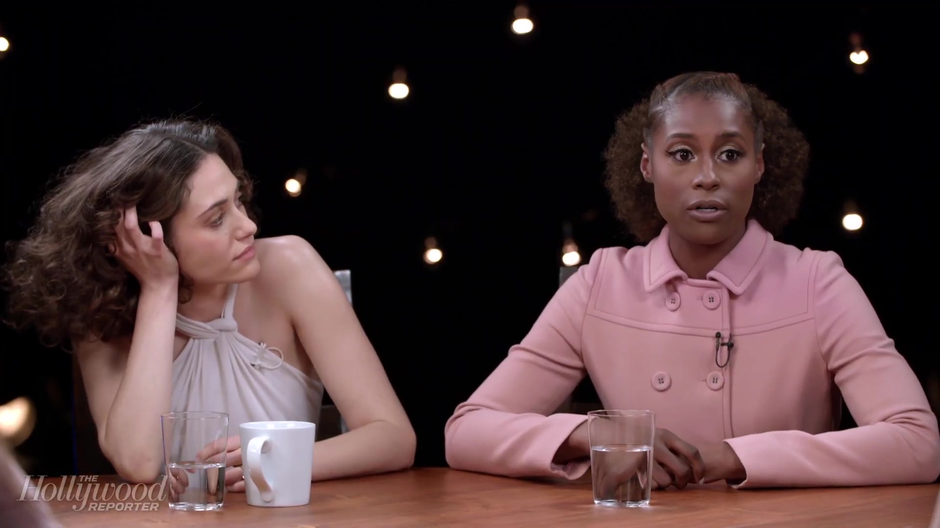 emmyrossumweb_comedyactressroundtable_hollywoodreporter17_002886.jpg