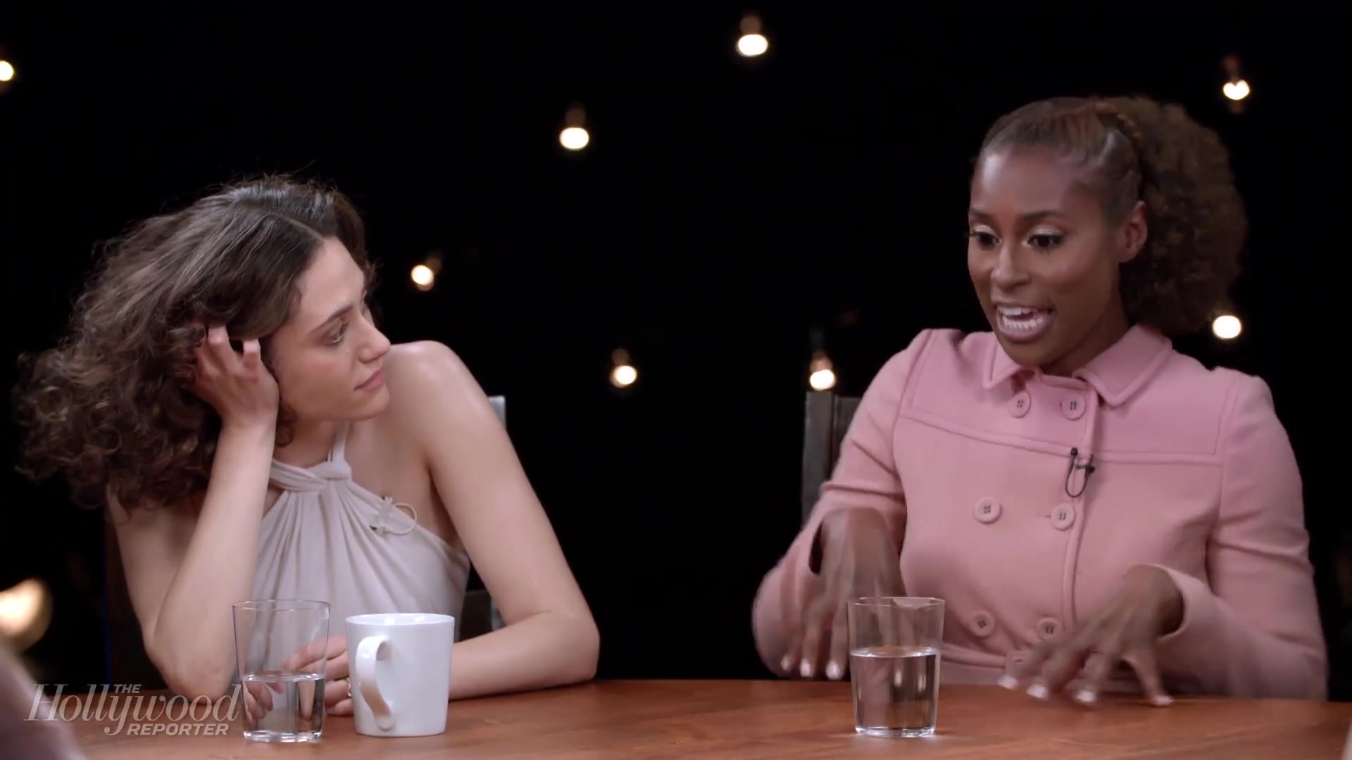 emmyrossumweb_comedyactressroundtable_hollywoodreporter17_002889.jpg