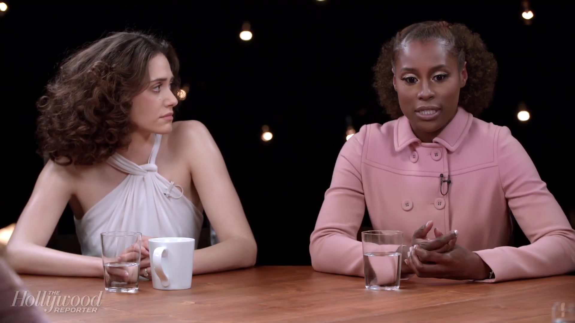 emmyrossumweb_comedyactressroundtable_hollywoodreporter17_002906.jpg