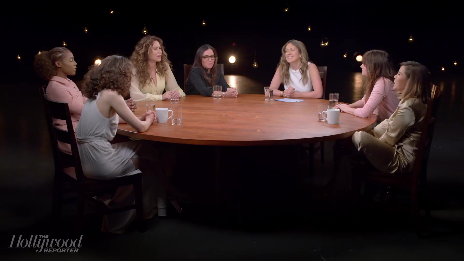 emmyrossumweb_comedyactressroundtable_hollywoodreporter17_003199.jpg emmyrossumweb_comedyactressroundtable_hollywoodreporter17_003199.jpg