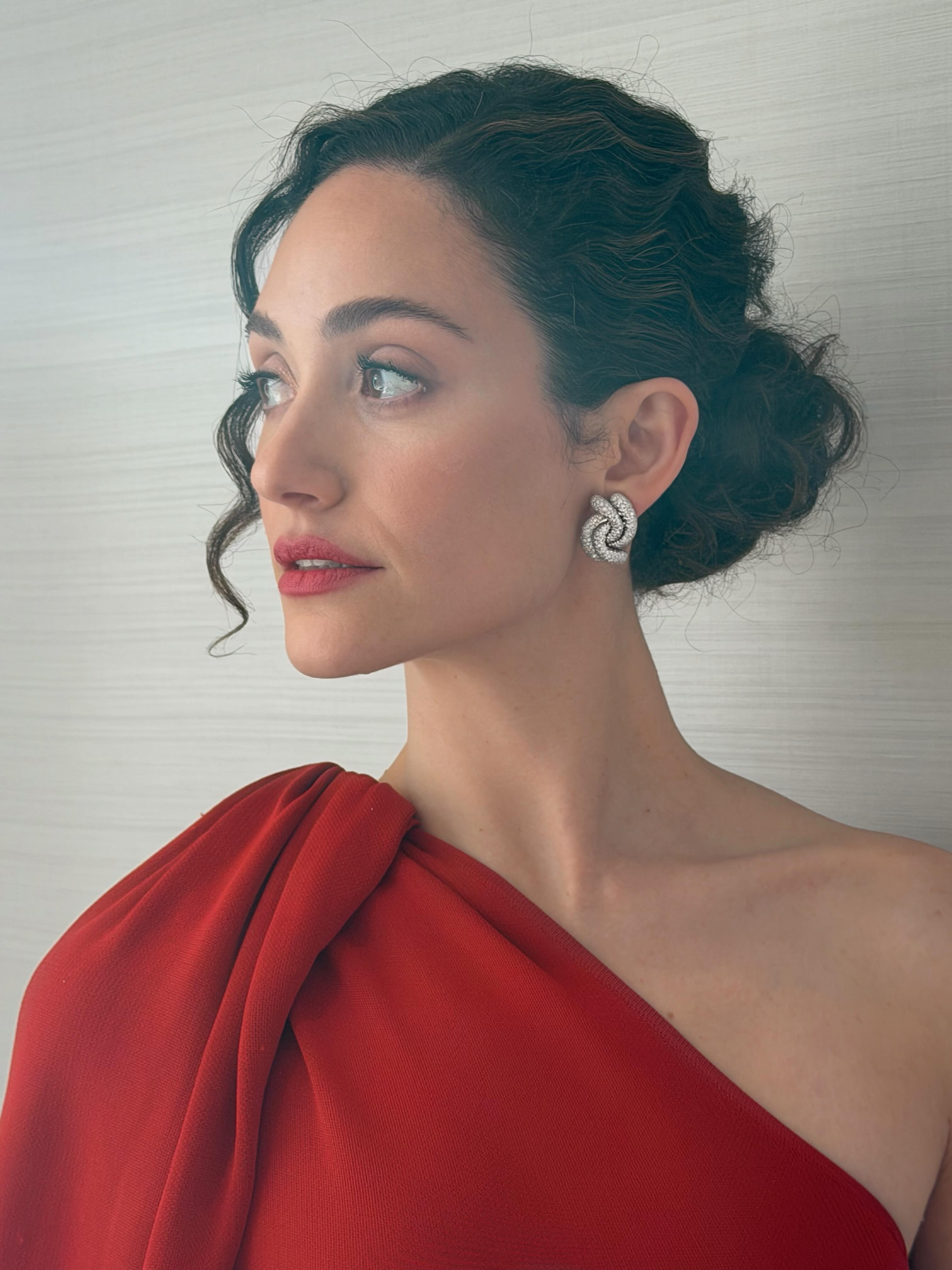 emmyrossumweb_disneyupfront_afterparty_28129~0.jpg