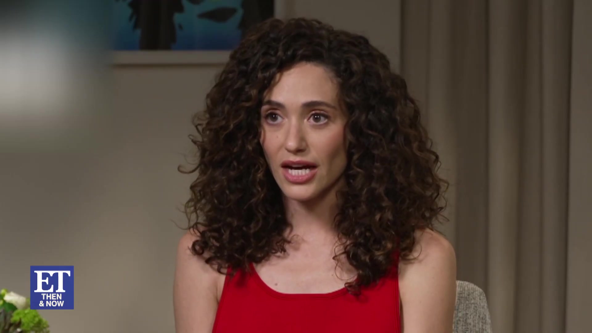 emmyrossumweb_etnowthen_furious_000304.jpg