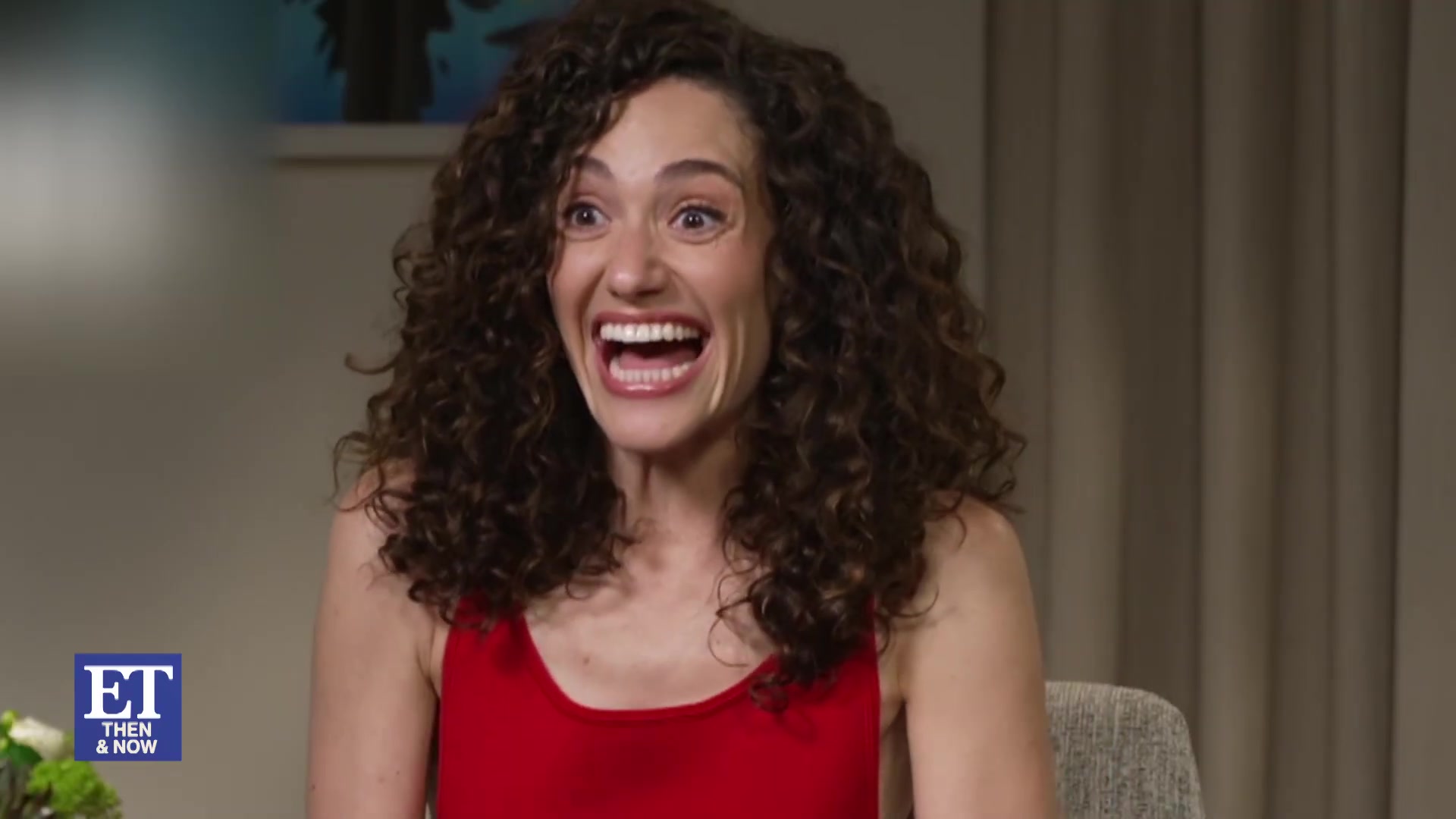 emmyrossumweb_etnowthen_furious_000541.jpg