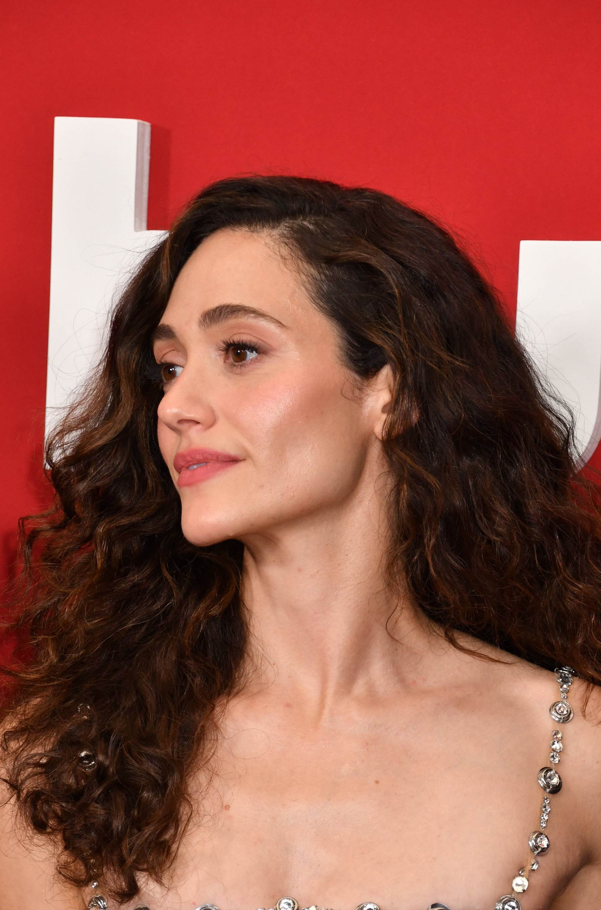 emmyrossumweb_furious_nycpremiere_281529.jpg