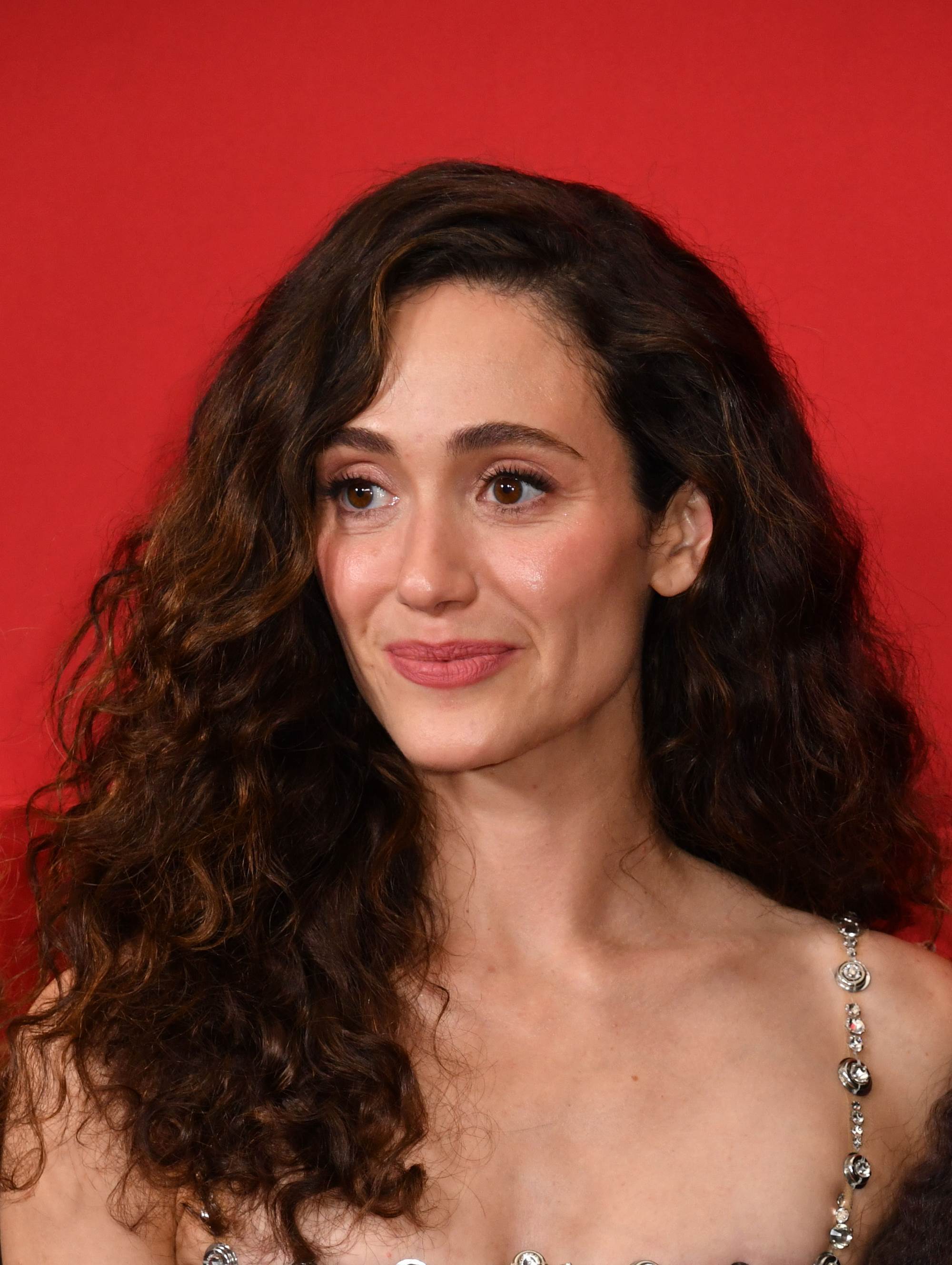 emmyrossumweb_furious_nycpremiere_282529.jpg