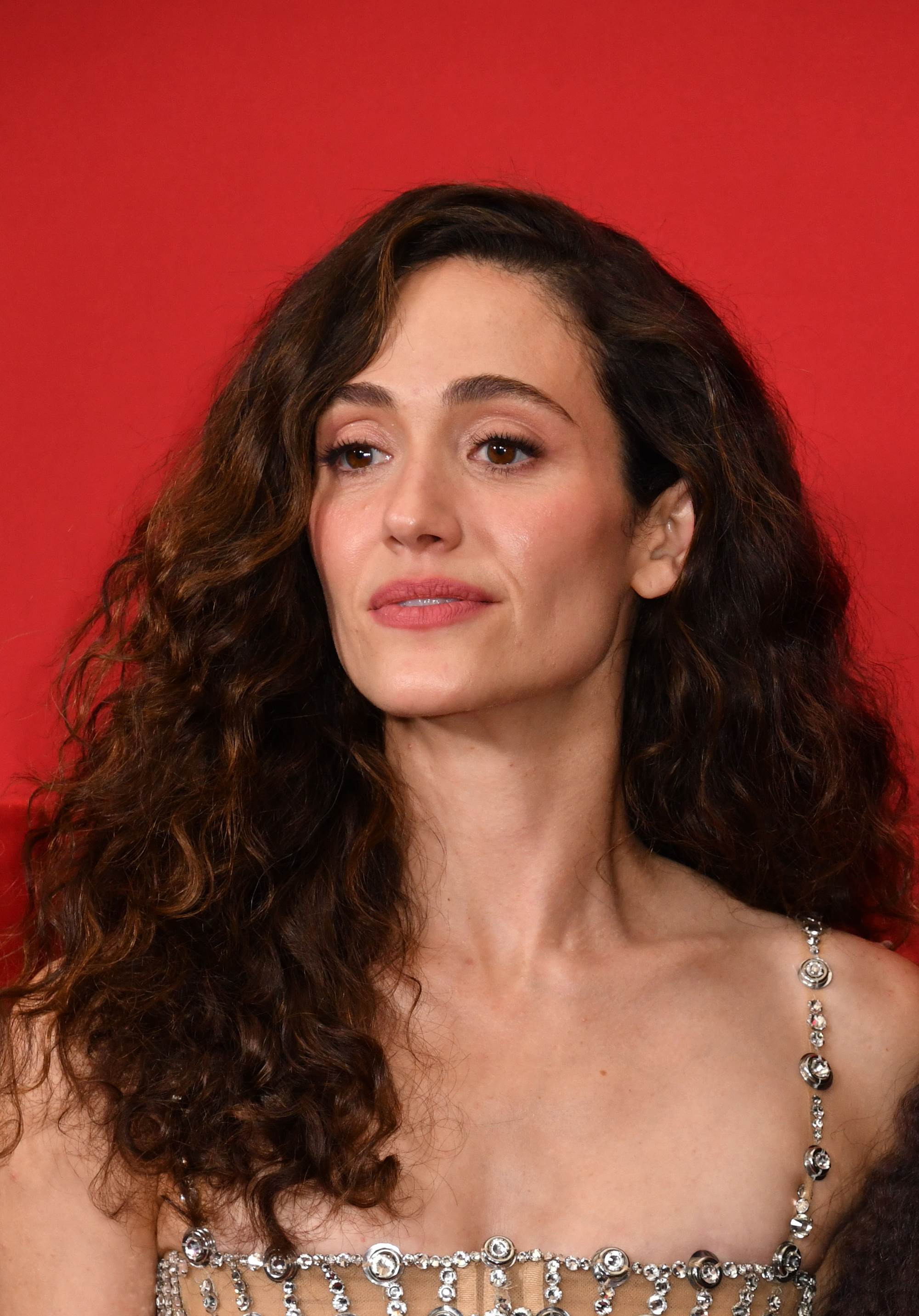 emmyrossumweb_furious_nycpremiere_282929.jpg