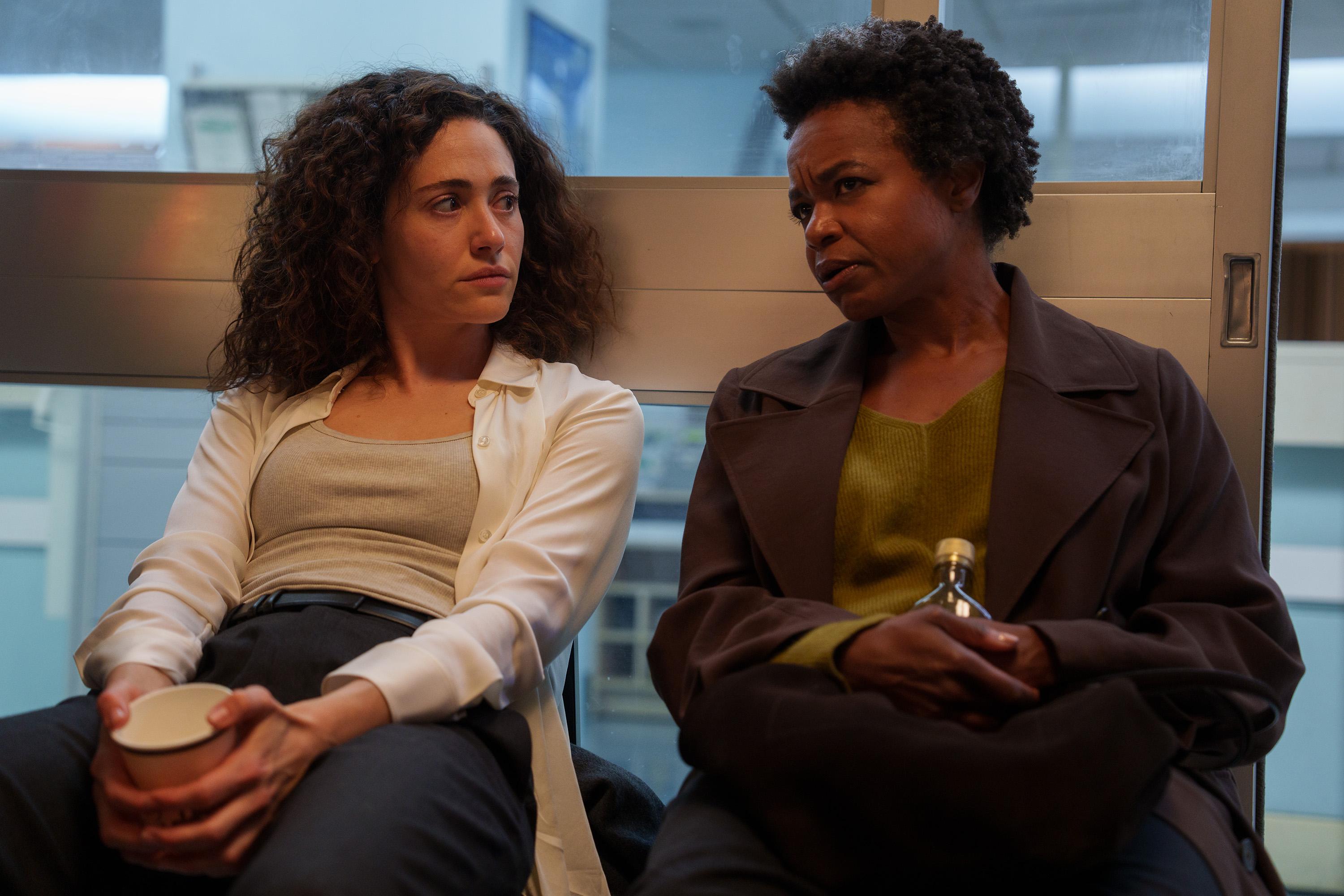 emmyrossumweb_furious_stills_28629.jpg