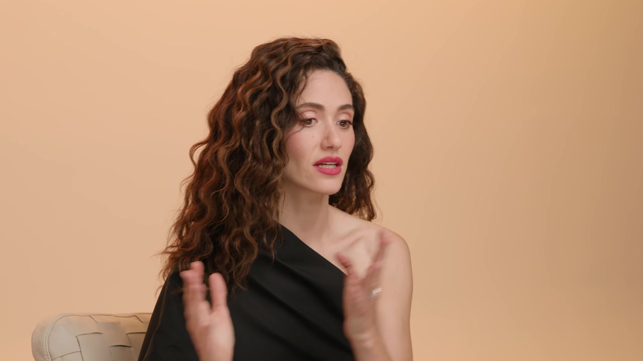 emmyrossumweb_hiddenpowerfemalerage_tiff_000034.jpg emmyrossumweb_hiddenpowerfemalerage_tiff_000034.jpg