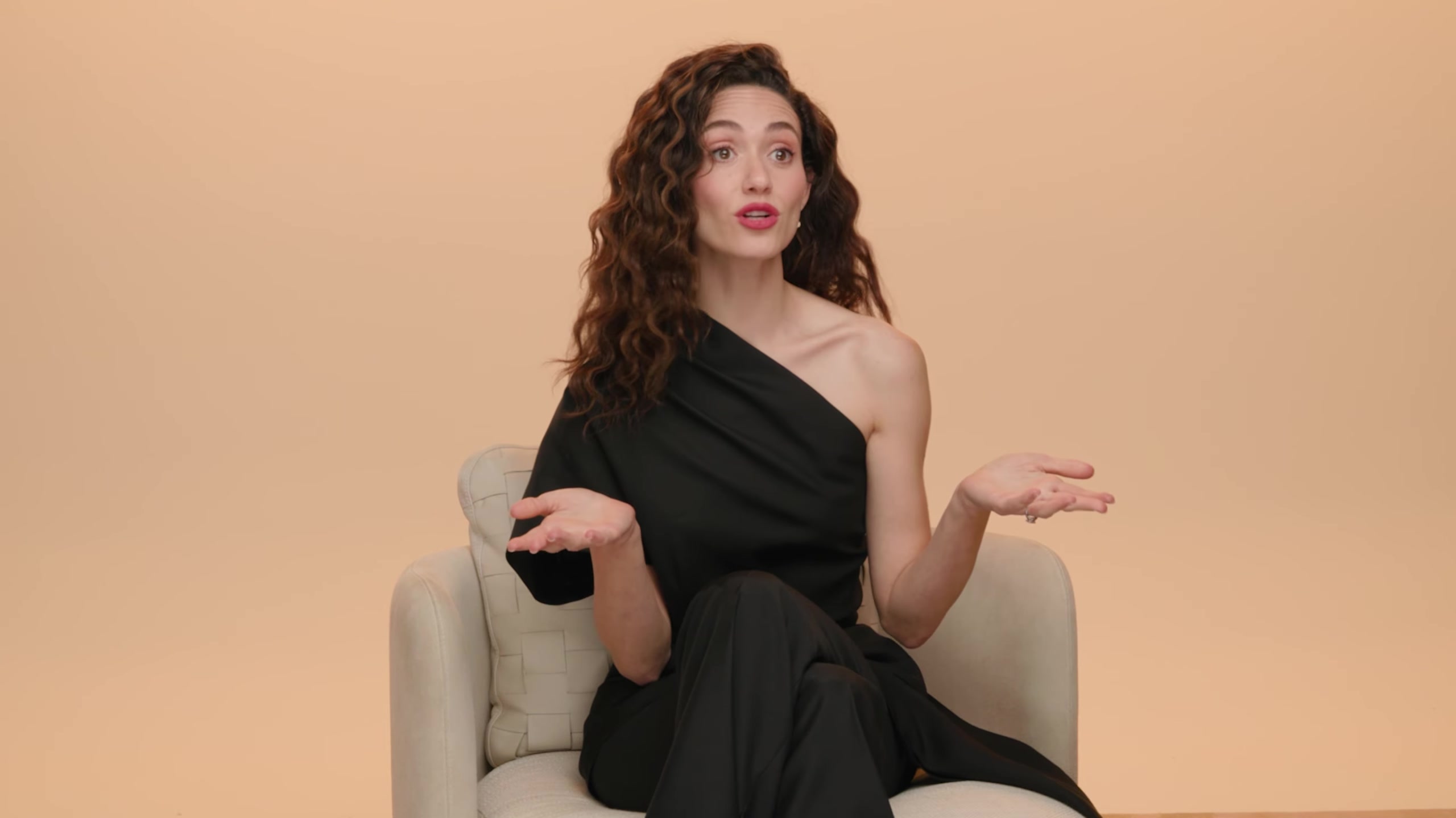 emmyrossumweb_hiddenpowerfemalerage_tiff_000052.jpg