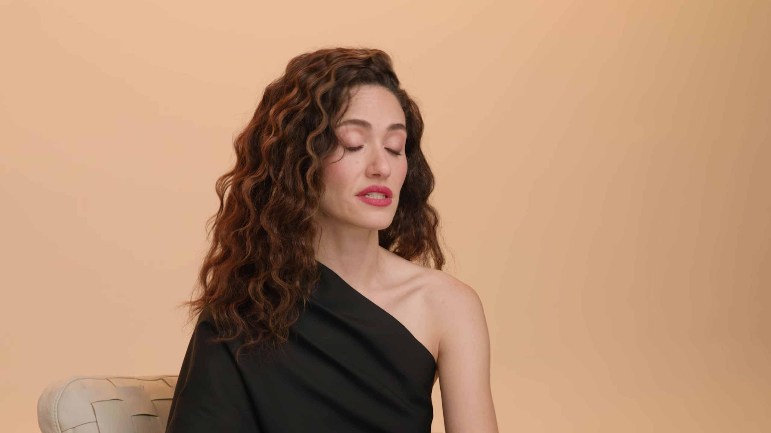 emmyrossumweb_hiddenpowerfemalerage_tiff_000117.jpg emmyrossumweb_hiddenpowerfemalerage_tiff_000117.jpg