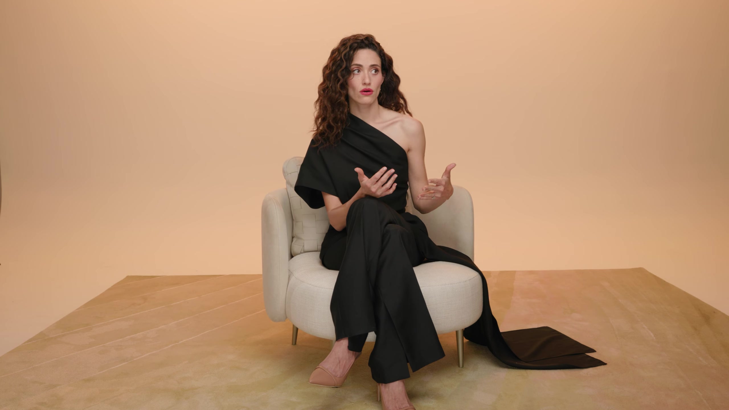 emmyrossumweb_hiddenpowerfemalerage_tiff_000149.jpg
