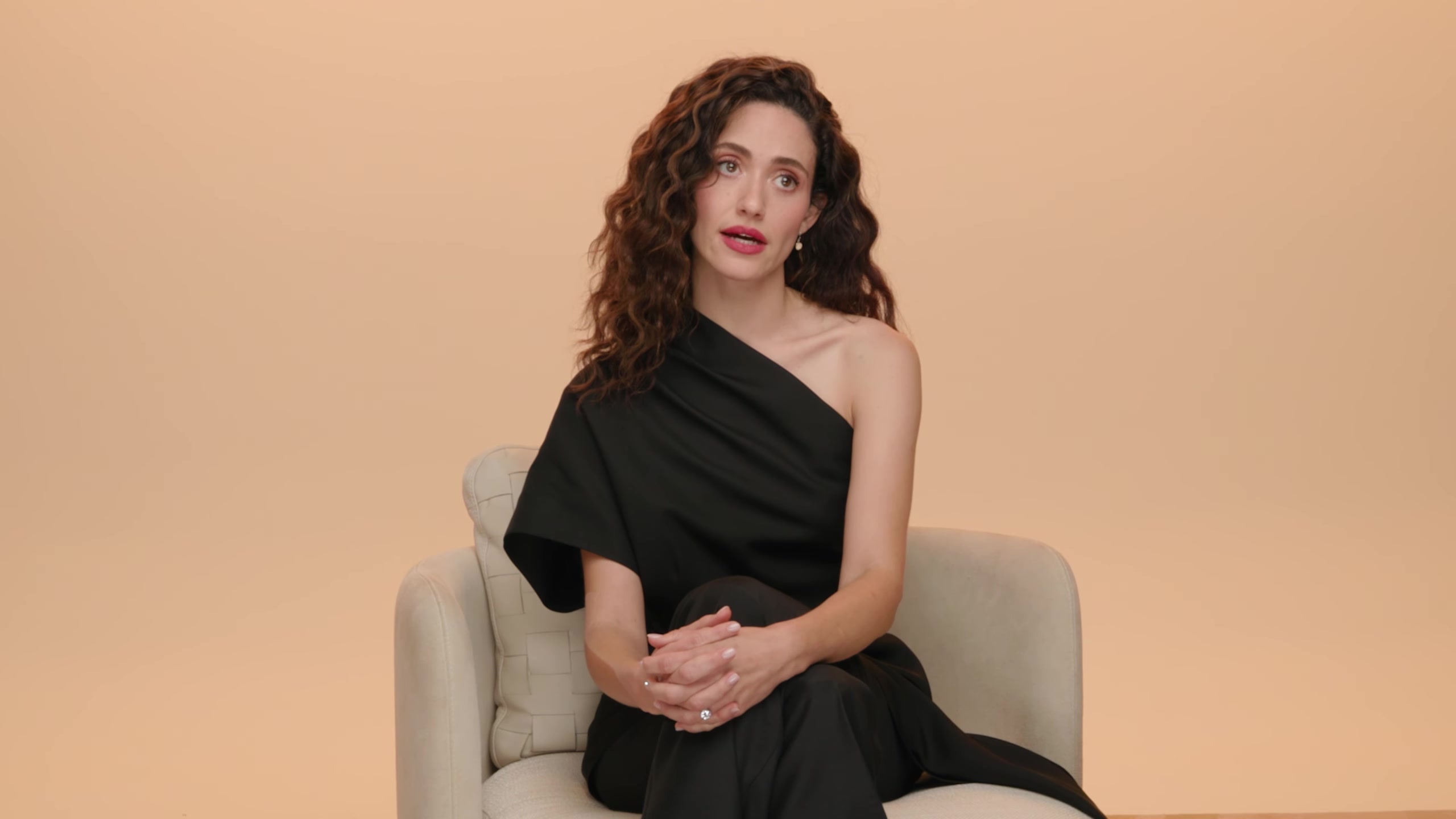 emmyrossumweb_hiddenpowerfemalerage_tiff_000178.jpg