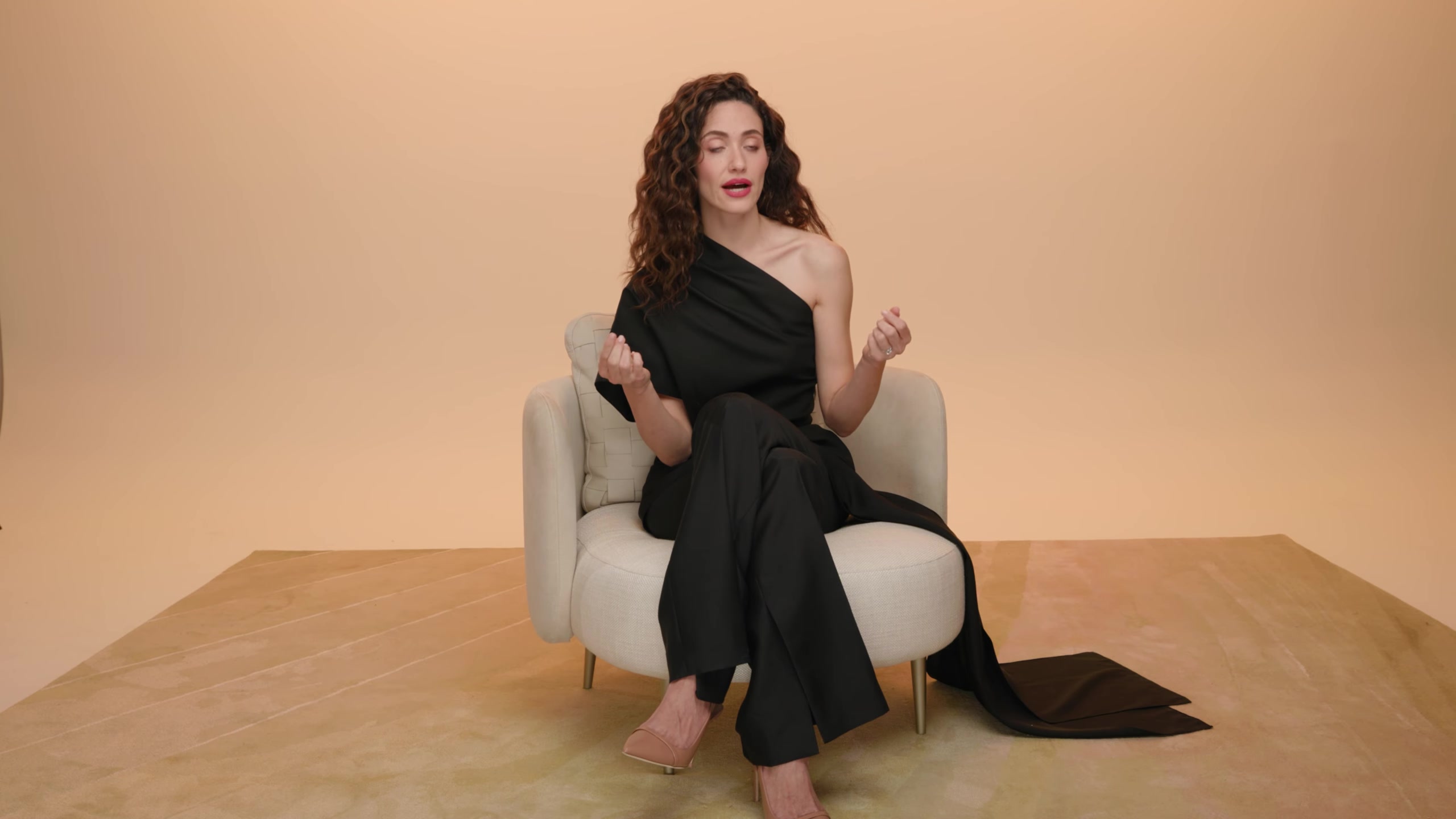 emmyrossumweb_hiddenpowerfemalerage_tiff_000220.jpg emmyrossumweb_hiddenpowerfemalerage_tiff_000220.jpg