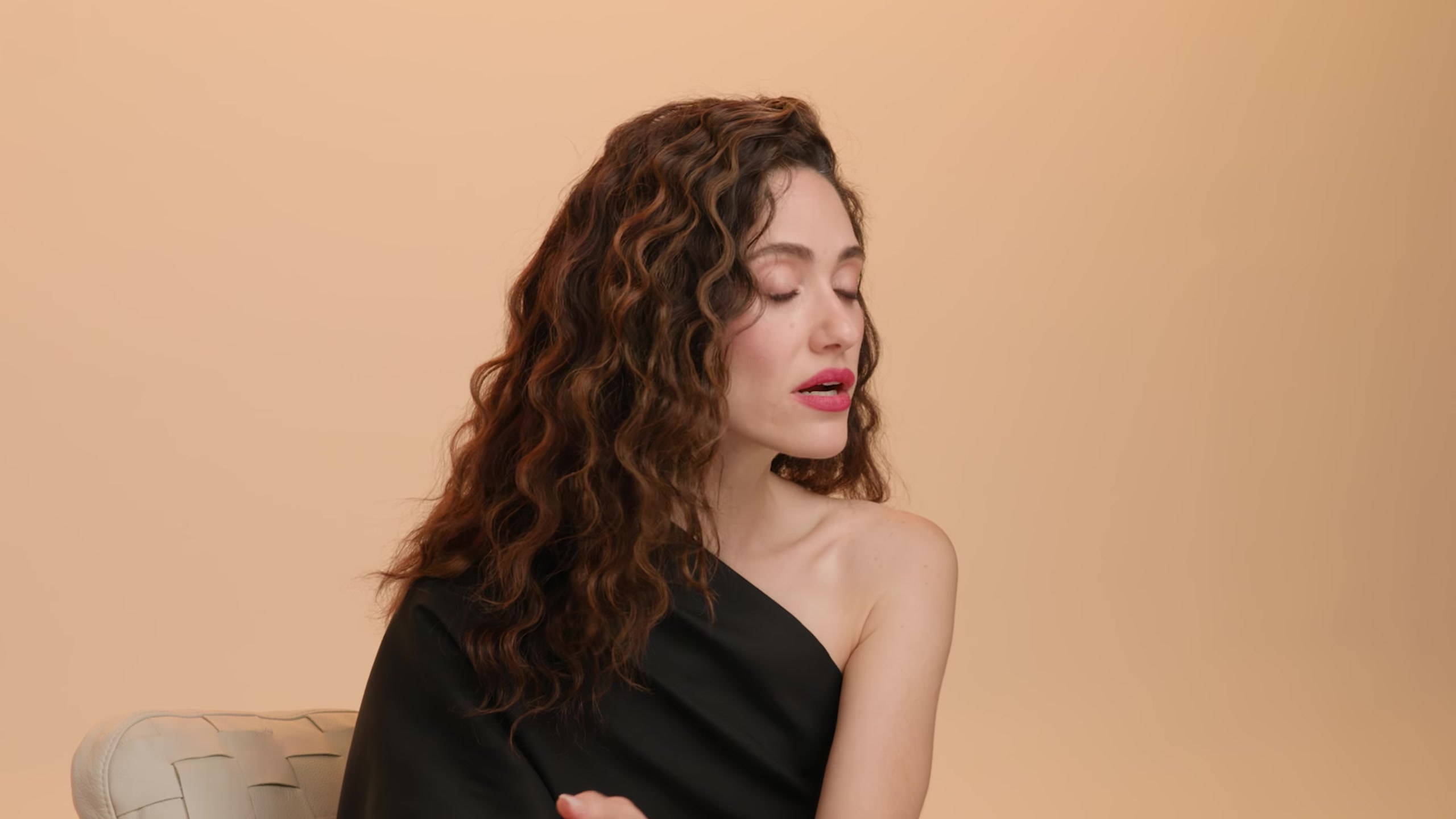 emmyrossumweb_hiddenpowerfemalerage_tiff_000228.jpg emmyrossumweb_hiddenpowerfemalerage_tiff_000228.jpg