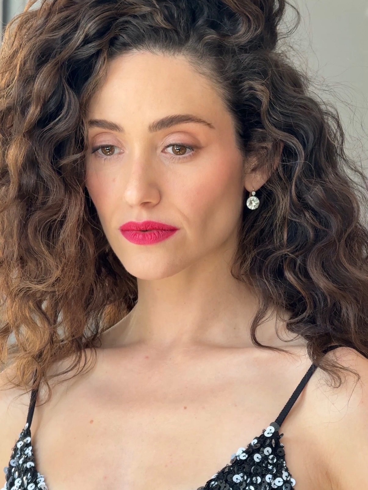 emmyrossumweb_nycballetspringgala_28229.jpg