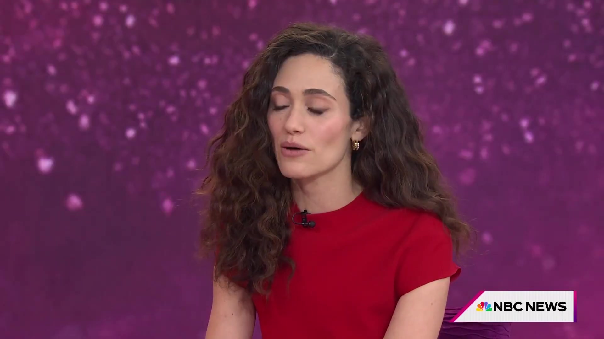emmyrossumweb_todayshow_000200.jpg