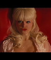 Angelyne_S01E01_Dream_Machine_1080p_ERW_000133.jpg