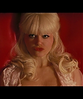 Angelyne_S01E01_Dream_Machine_1080p_ERW_000144.jpg