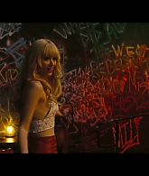 Angelyne_S01E01_Dream_Machine_1080p_ERW_001432.jpg