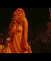 Angelyne_S01E01_Dream_Machine_1080p_ERW_002973.jpg