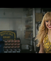 Angelyne_S01E01_Dream_Machine_1080p_ERW_003584.jpg