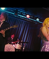 Angelyne_S01E01_Dream_Machine_1080p_ERW_003714.jpg