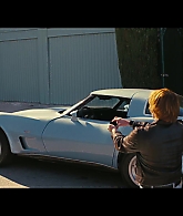 Angelyne_S01E01_Dream_Machine_1080p_ERW_004685.jpg