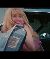 Angelyne_S01E01_Dream_Machine_1080p_ERW_004756.jpg